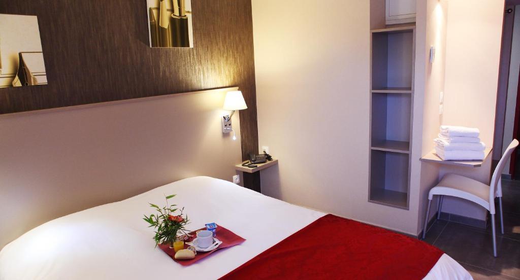 Hotel Le Coudon La Farlède Pokoj fotografie